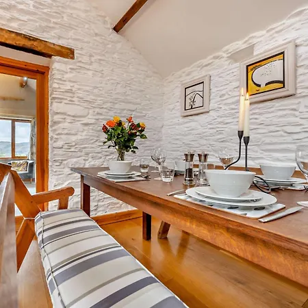 3 Bed In Threkeld 93590